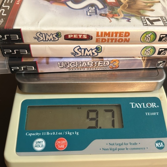 PS3 Video games. The Sims 3 Pets, the Sims 3 and Uncharted 3 Drakes Deception - Picture 12 of 12